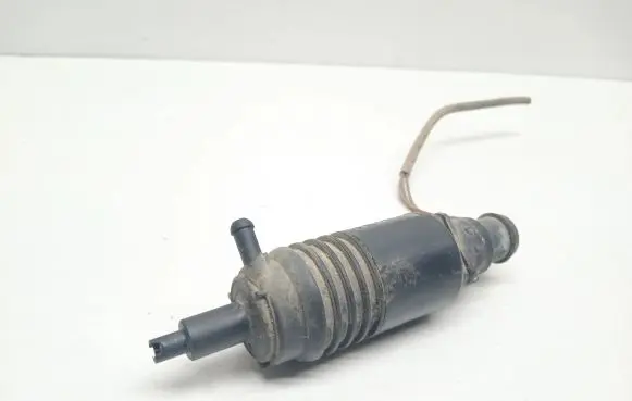 Audi 100 S4 C4 Windscreen/windshield washer pump 4A0955651