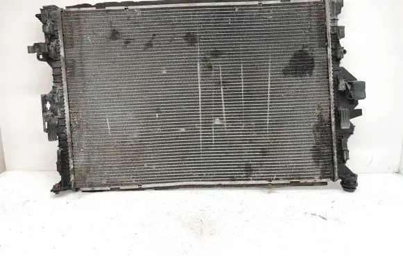 Volvo V60 Coolant radiator 31368361