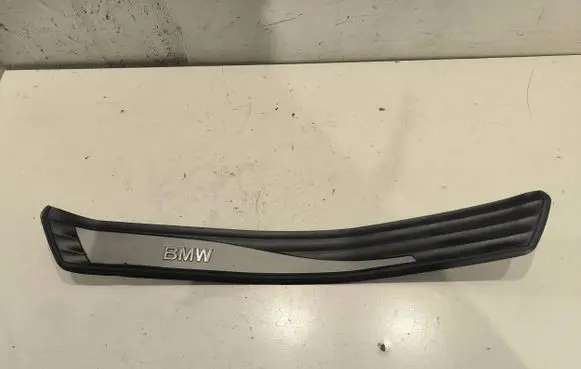 BMW 5 E60 E61 Side skirt rear trim 7074511 22339910 7034305