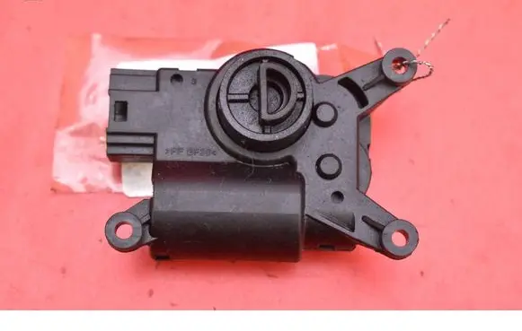 Fiat Tipo Air flap motor/actuator 3093893