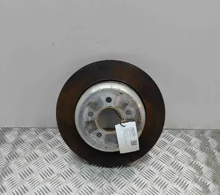 BMW 5 G30 G31 Rear brake disc 6882246