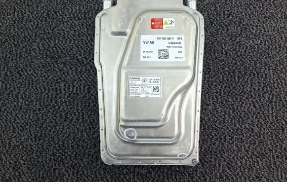 Porsche Taycan 9J1 Auxiliary heating control unit/module 9J1963507F 122R000550 10R068485