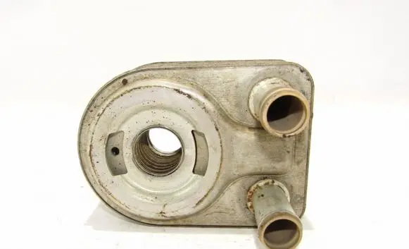 Ford B-MAX Oil filter mounting bracket CM5G6B856EA