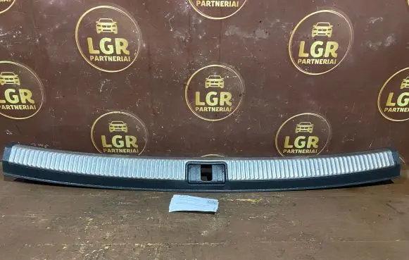 Audi A4 S4 B7 8E 8H Trunk/boot sill cover protection 8E9864483C