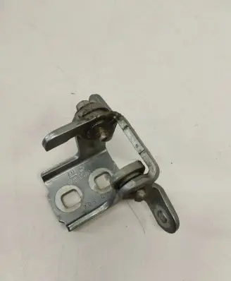 Opel Insignia A Rear door lower hinge A046574 2650