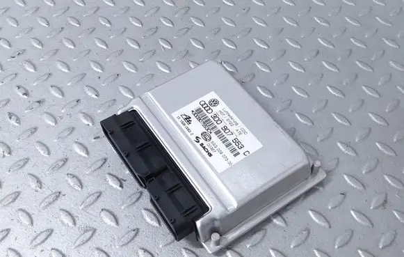 Volkswagen Phaeton Air suspension control unit module (rear) 3D0907553C 3D0907553B