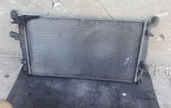 Coolant radiator