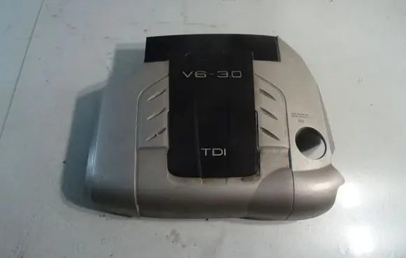 Audi Q7 4L Engine cover (trim) 4L0103925