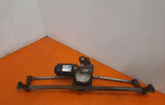Fiat Doblo Front wiper linkage and motor 643143418