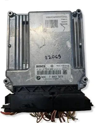 BMW 3 E90 E91 Engine control unit/module 0281013501 7803373 1039S16470