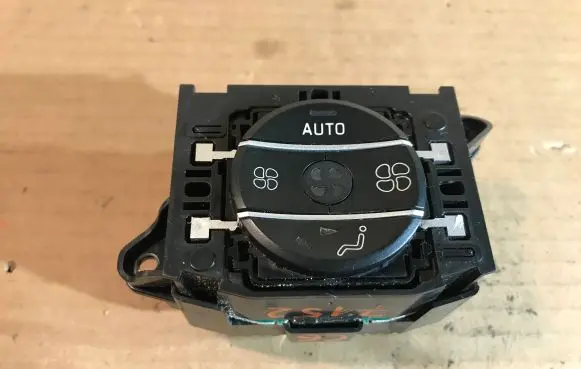 Citroen C6 Climate control unit 96613218XT