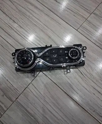 Renault Clio IV Climate control unit CLIMATRONIC