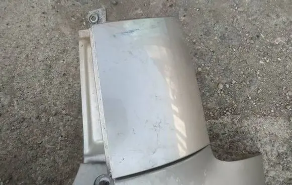 Rear/tail light trim molding