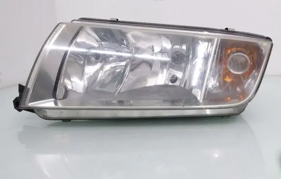 Skoda Fabia Mk1 (6Y) Headlight/headlamp 246365 6Y0941295