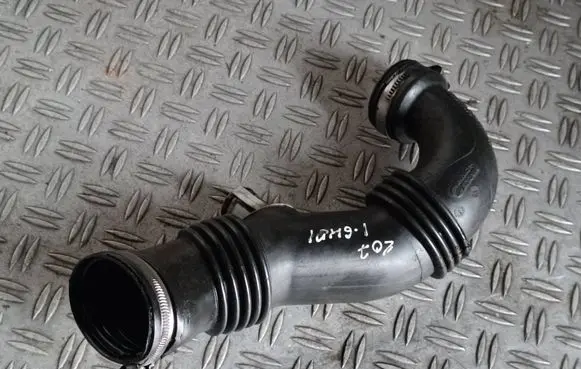 Peugeot 207 Air intake hose/pipe 9656953680