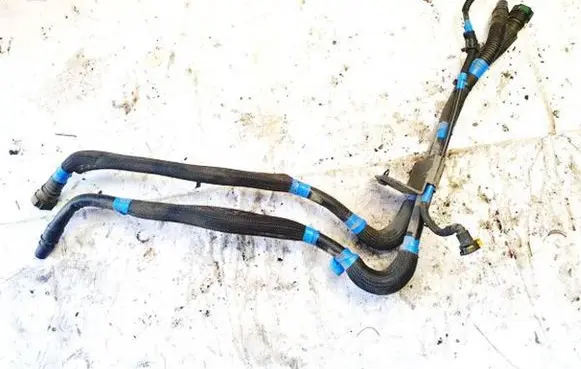 Land Rover Range Rover Evoque L551 Engine coolant pipe/hose l8d29d289af l8d2-9d289-af