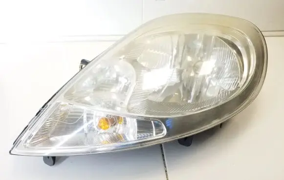 Renault Trafic II (X83) Headlight/headlamp 8200701354