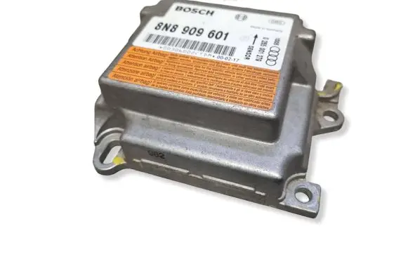 Audi TT Mk1 Airbag control unit/module 8N8909601 0285001279