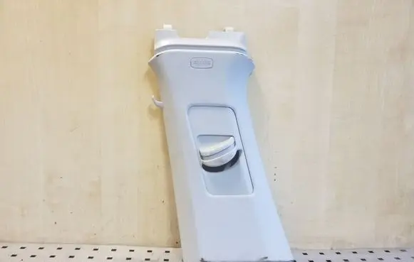 Seat Toledo IV (NH) (B) pillar trim (top) 5JA867243 5JA868311L