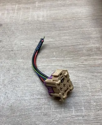 Audi A6 S6 C5 4B Plug wire 443937528