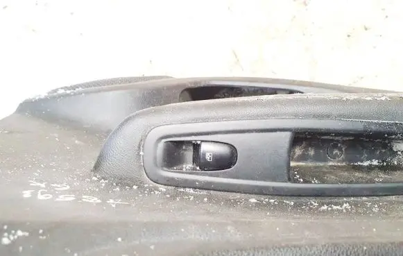 Renault Kadjar Electric window control switch