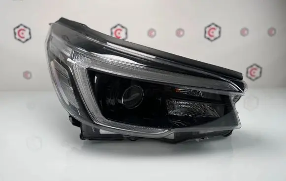 Subaru Forester SK Headlight/headlamp