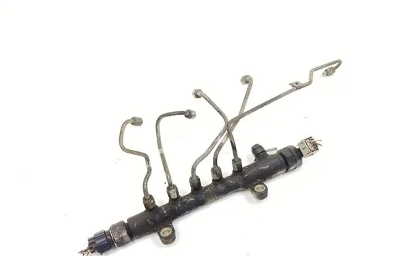 Toyota Avensis T270 Fuel main line pipe 8945820050 10010L07353