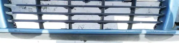 Volvo V50 Front bumper lower grill