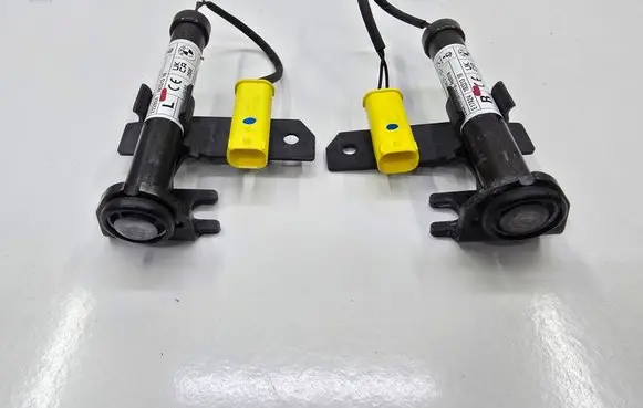 BMW i4 Bonnet Pedestrian Airbag Actuator 7449430