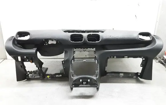 Citroen C3 Picasso Dashboard 9683066480