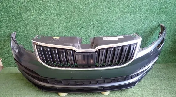 Skoda Karoq Front bumper 