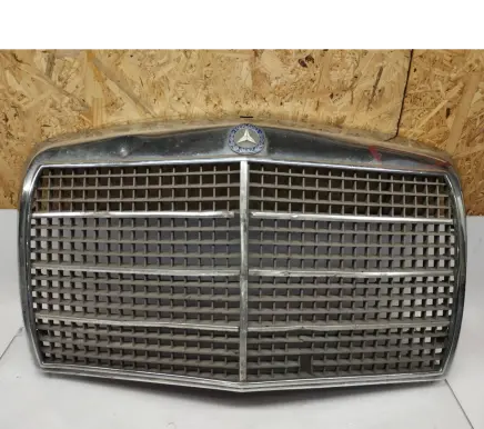 Mercedes-Benz 250 280 C CE W114 Front grill 1158880315 1158800583 1148880285