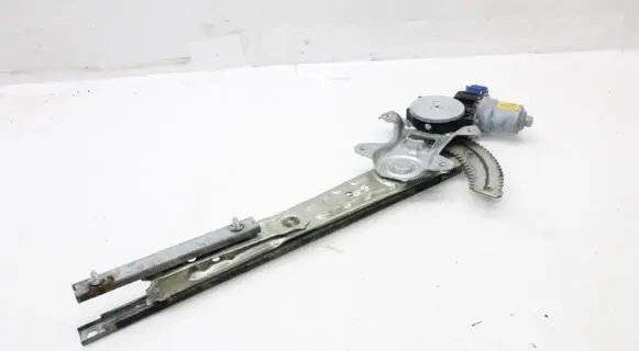 Infiniti M Y51 Rear window lifting mechanism without motor 827301BN0A
