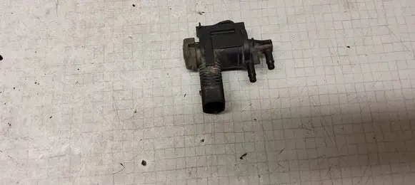 Volkswagen Caddy Turbo solenoid valve 1K0906283A