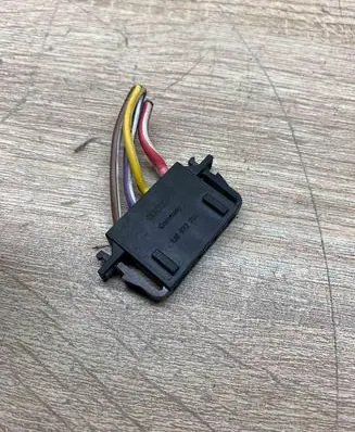 Audi A4 S4 B6 8E 8H Plug wire 1J0972754
