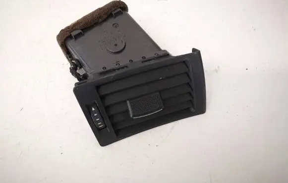 Audi A4 S4 B7 8E 8H Dash center air vent grill 8E0820902F
