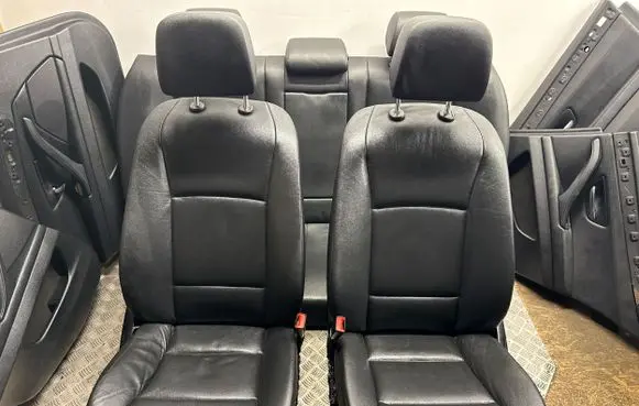 Seat set