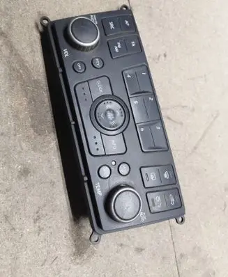 Volvo S40, V40 HiFi Audio sound control unit 30121702 63295BN800 CSW8250D