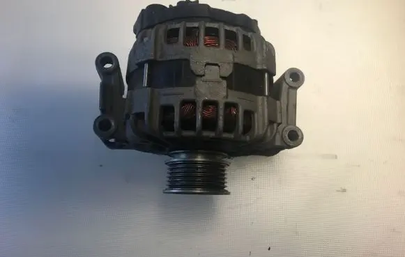 Volkswagen Jetta VI Generator/alternator 06K903023 45133R0 F000BL080902S