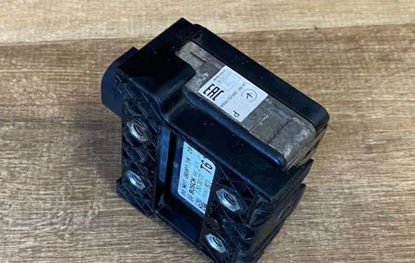 Distronic sensor radar