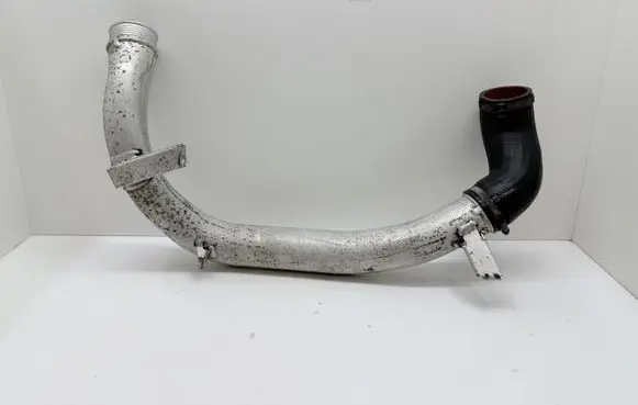 Volvo XC60 Intercooler hose/pipe 31273504 9G9N6C646GA