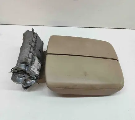 Audi Q7 4M Armrest 4M0864205C