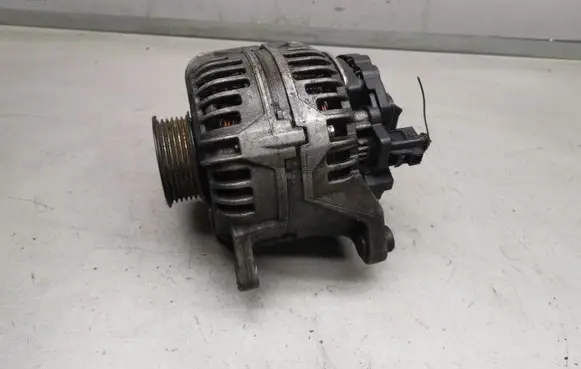 Audi A6 S6 C5 4B Generator/alternator 078903016AB