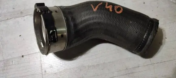 Volvo V40 Coolant pipe/hose 31686565 44838106 4318224