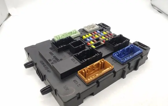Ford Focus ST Power management control unit GV6T14A073CE 599F1NF09