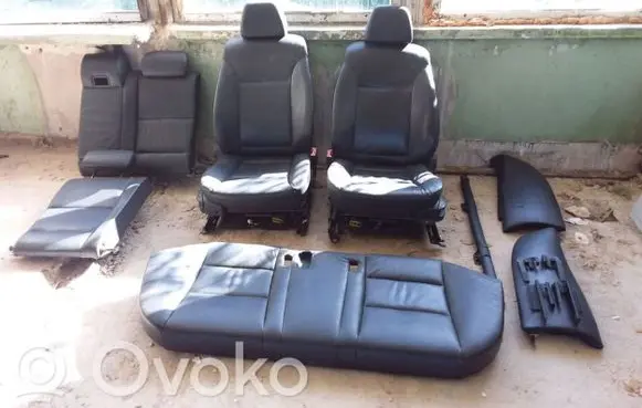 Seat set