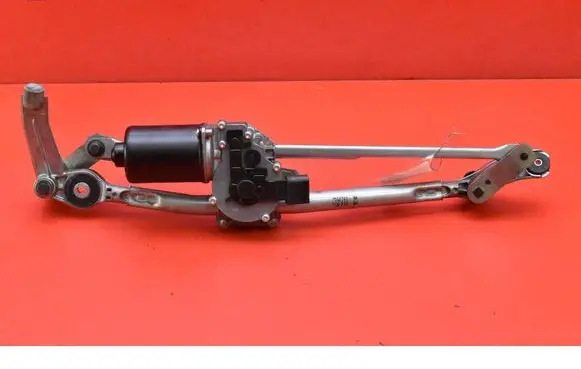BMW X3 E83 Front wiper linkage and motor 6978263