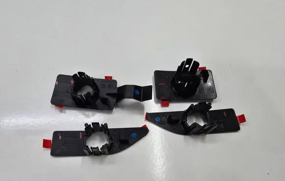 Opel Grandland X Rear parking sensor holder (PDC) 1800483X
