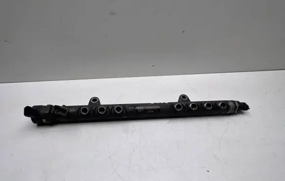 Volvo XC60 Fuel main line pipe 30777759 405301 0445215025
