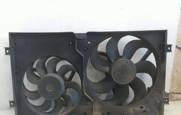 Volkswagen New Beetle Electric radiator cooling fan 1C0121207